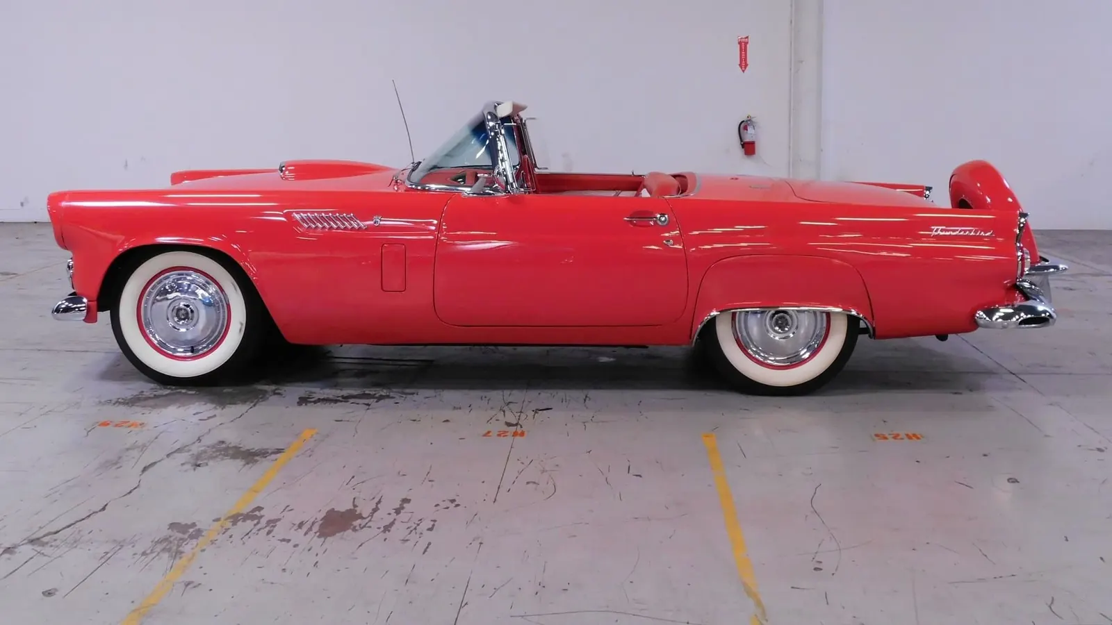 1956 Ford Thunderbird