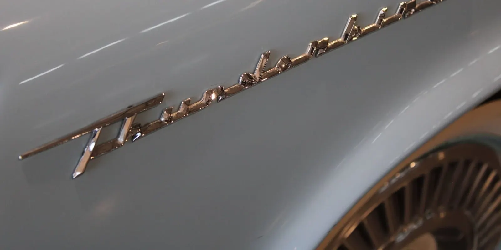 1957 Ford Thunderbird