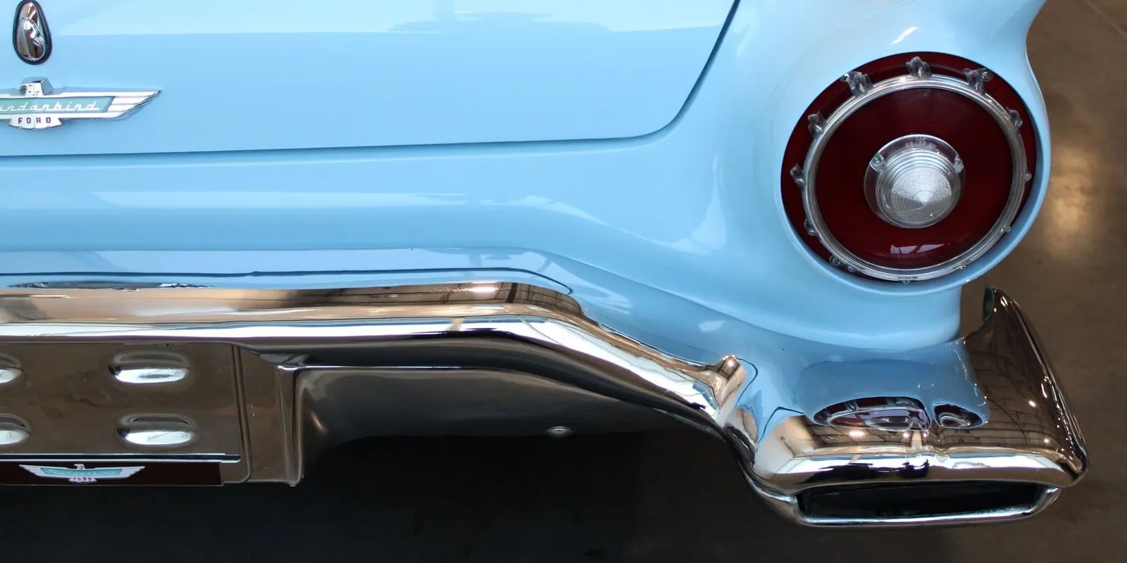 1957 Ford Thunderbird
