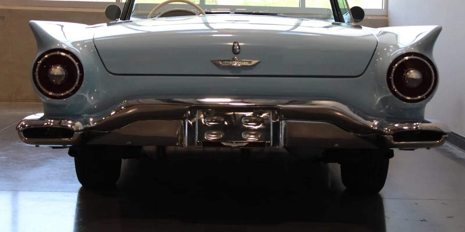 1957 Ford Thunderbird